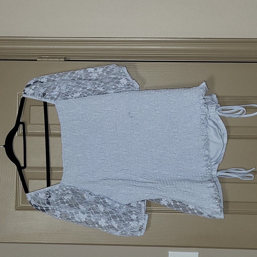 Shirt - Picture 4 of 5
